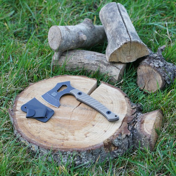 Hatchet Coyote