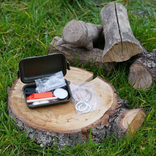 Combat survival kit waterproof - Green