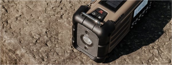 Sangean MMR99 Desert Tan | Handcranked radio with powerbank