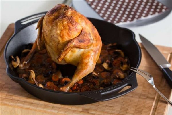 Petromax Cast-iron Poultry Roaster cf30