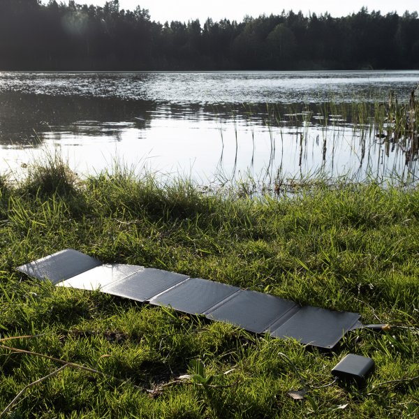 Aqiila Sunbird P56 Foldable Solar Panel | 54W